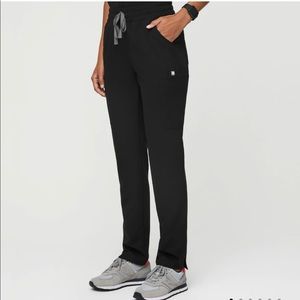 Black Figs High Waisted Yola Skinny Scrubs! Only worn a handful of times!